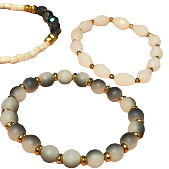 NEW LORI'S GIFTS Glass Bead Stretch Bracelet Set - Picture 7 of 7